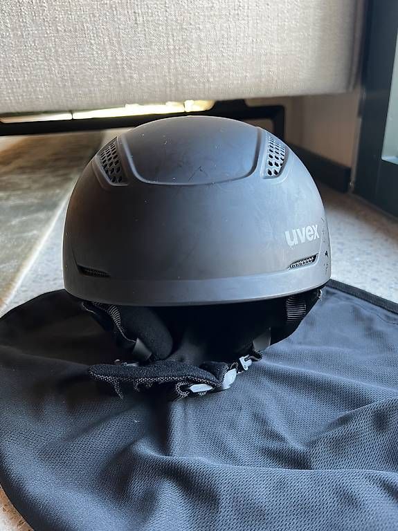 Helme: UVEX Helm Größe S 51-55 Schwarz  – Gebraucht aus Zug von Byer157 2