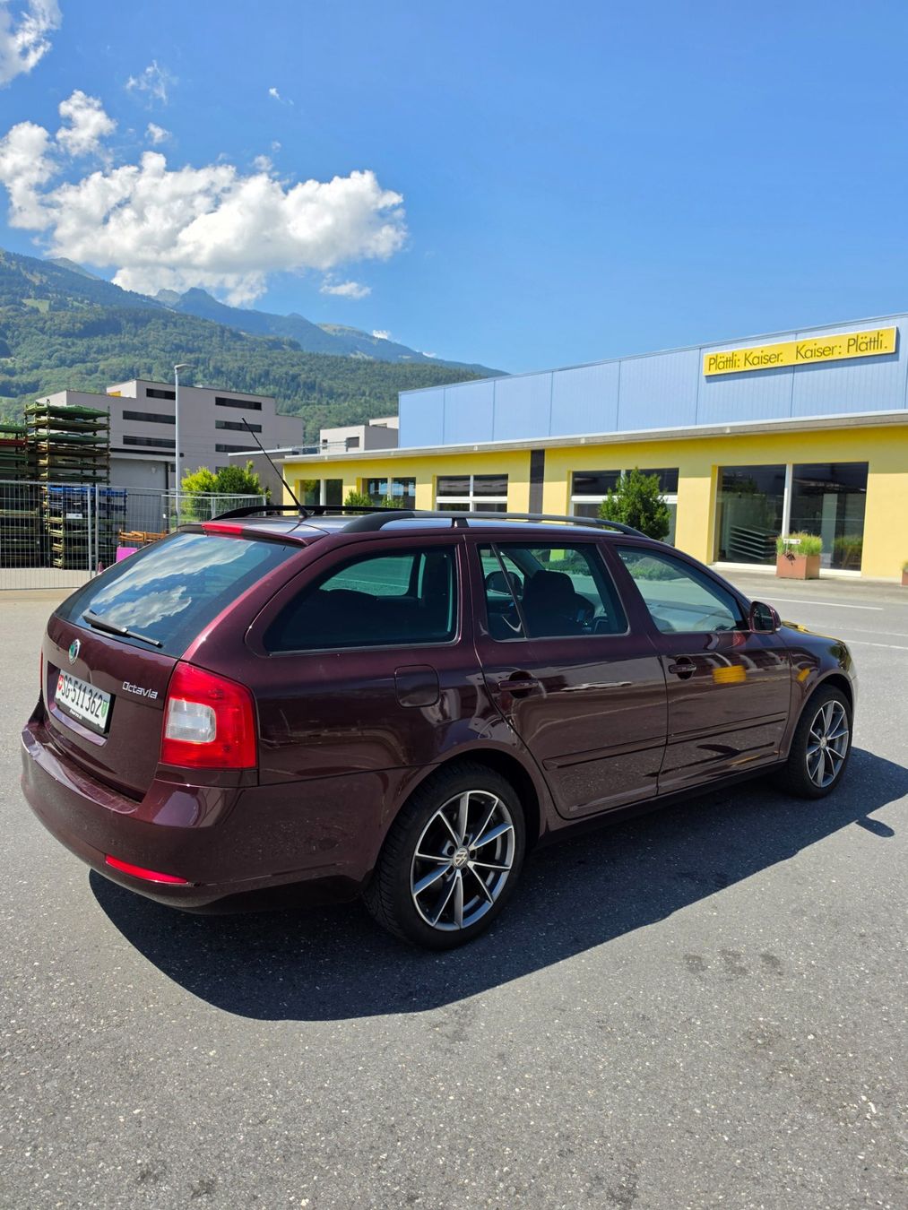 Skoda Automobili: Skoda Octavia – Usato da Sevelen venduto da pho_p8dt 2