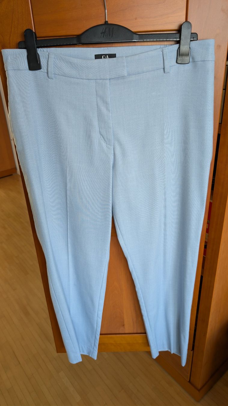 C&A Pantaloni: C&A Elegante Stoffhose Hellblau, Gr. 44 – Usato da Adliswil venduto da coconut1289 7