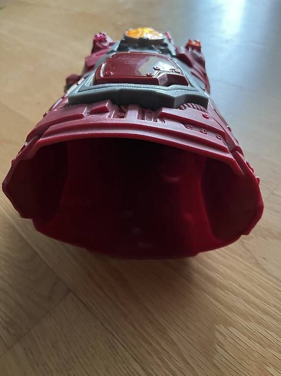 Hasbro Giocattoli: Avengers Endagame InfinityHandschuh – Usato da Zürich venduto da MariaSusanne 3