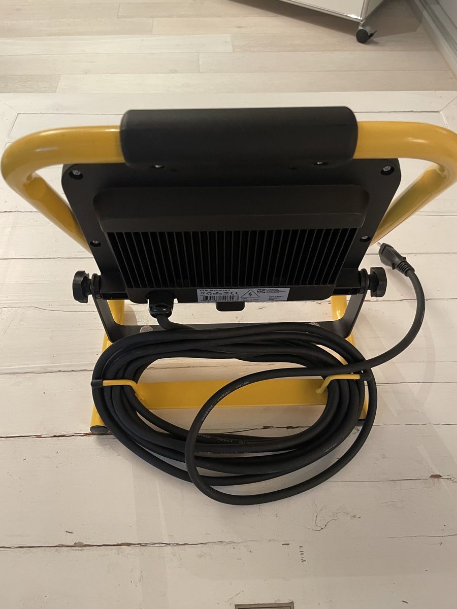 Lampes: Arbeitsleuchte LED – D'occasion à Uster par mah_bqf8 1