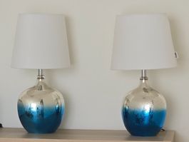 2 Stück Tischleuchte Weiss/Silber/Blau