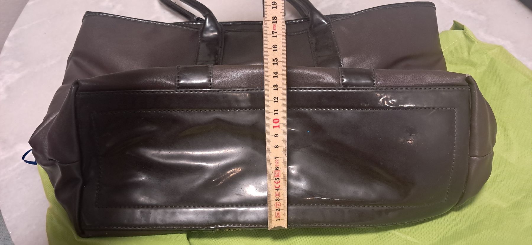 Versace Borse da donna: Versace Tasche Braun - Herbst Look! – Usato da Interlaken venduto da lie_8shj 5