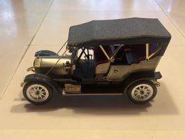 Modellauto Oldtimer SD 8451 Sammlerstück guter Zustand
