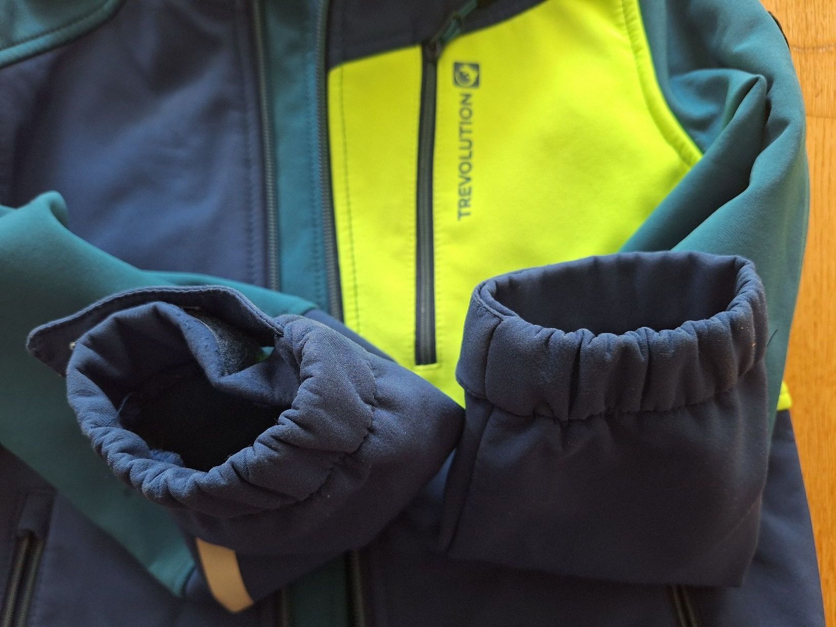Trevolution Vestes: Trevolution Softshell Jacke Gr. 122 – D'occasion à Zürich par Mina_877 4