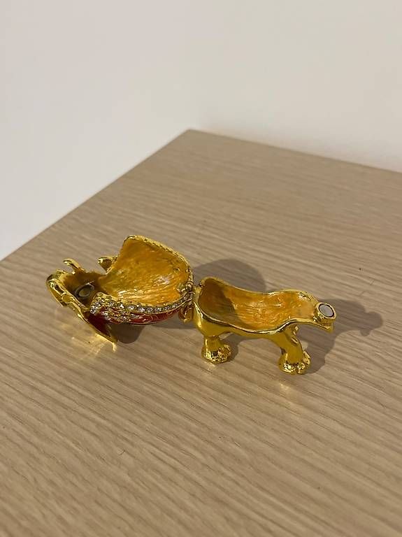 Figuren: Elefantino color oro che si apre – Gebraucht aus Davesco-Soragno von dai_925z 2