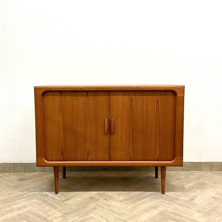 Cassettiere: Mid Century teak Sideboard by DYRLUND – Usato da basel venduto da vintory.ch 8
