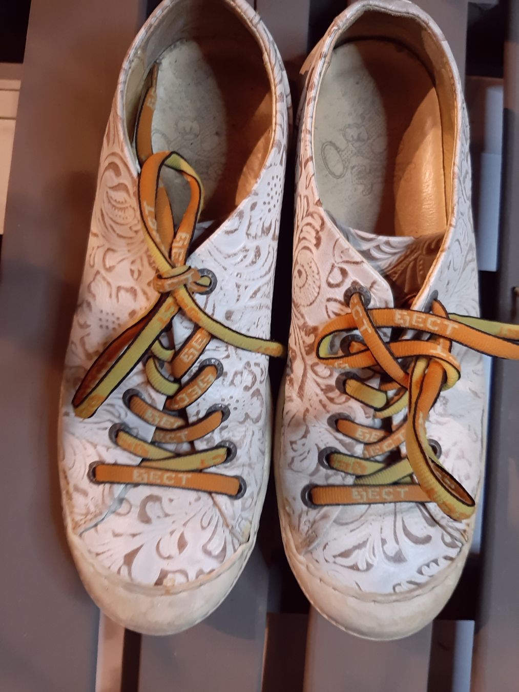 Scarpe da donna: Super schöne Schuhe EJECT 38 aus geprägtem Leder – Usato da Bern venduto da Preloved.Nile.4.Sale 7