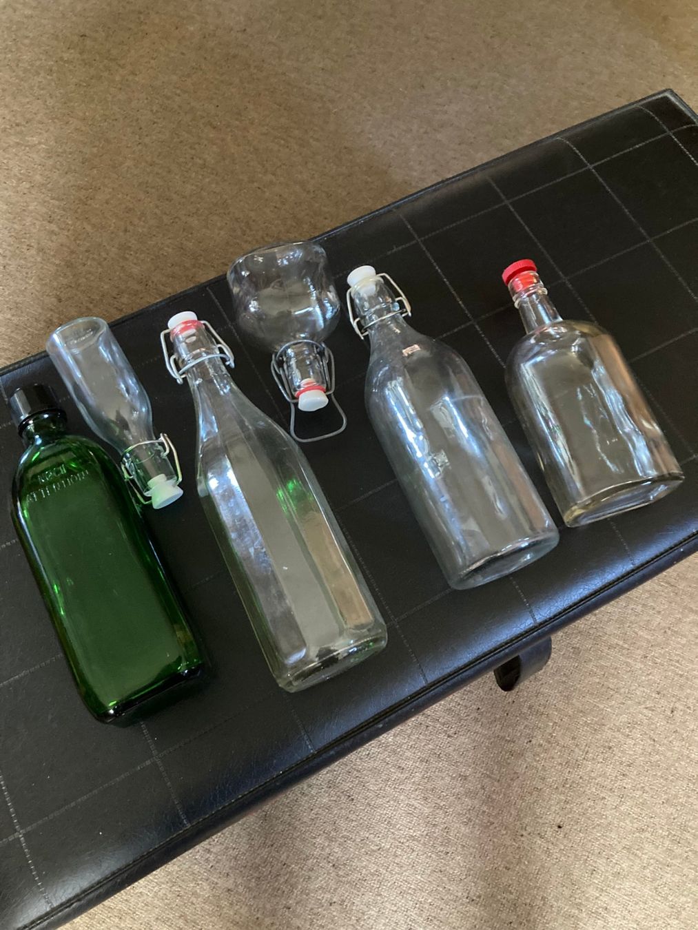 Altro in Stoviglie & Bicchieri: 6 spezielle Glasflaschen – Usato da Andeer venduto da JDOGG