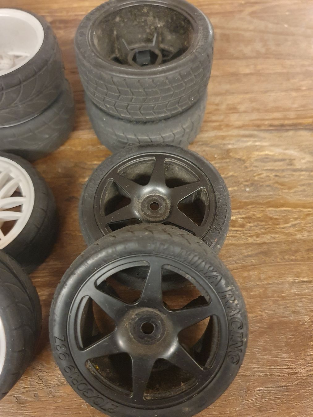 Modellismo RC: RC Radsätze Tourenwagen – Usato da Pfäffikon ZH venduto da Domdalion 3