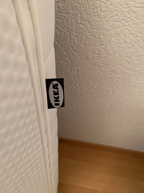 Matratzen: Matrazen – Gebraucht aus Liestal von redfive01 4