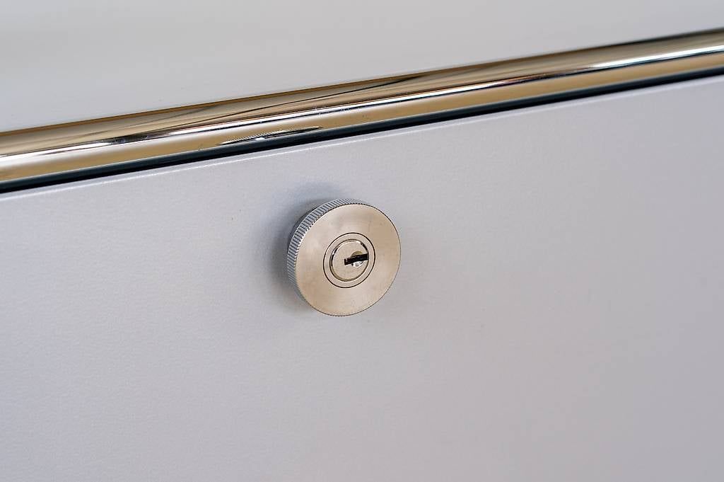 Cassettiere: USM Lowboard in Lichtgrau – Usato da Meinisberg venduto da atelier_TILIJA 6