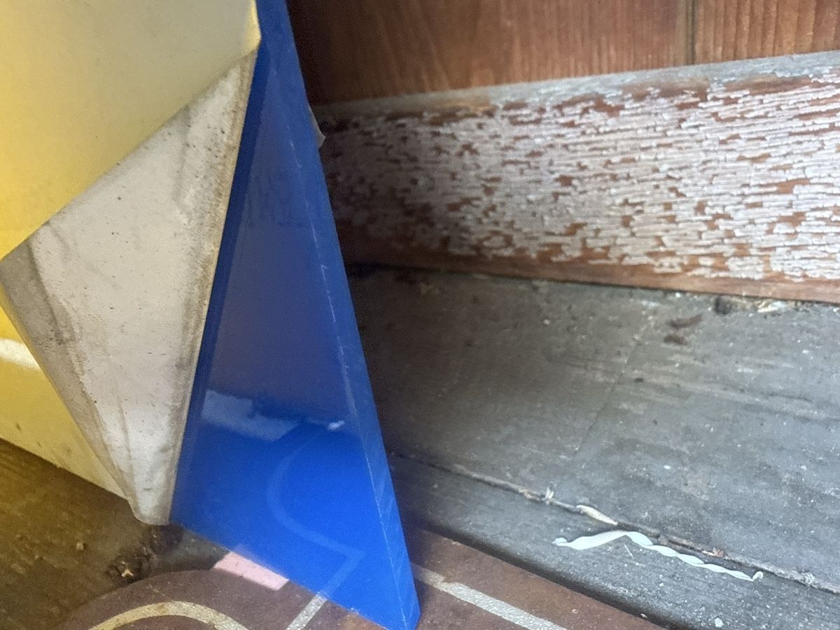 Piatti di portata: Acrylglas Platte Perspex blau – Usato da Langnau i. E. venduto da Acrjl 1