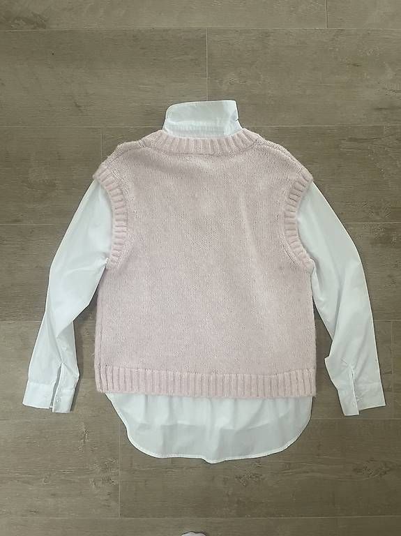 Camicette: Pullunder hellrosa mit weisser Bluse Gr. M – Nuovo (secondo la descrizione) da Reinach BL venduto da present4you 1