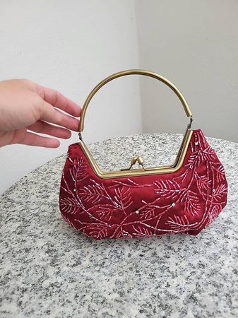 Schicke kleine Abendtasche 