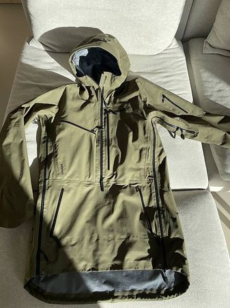 Norrona Lofoten Gore-Tex Pro Anorak S