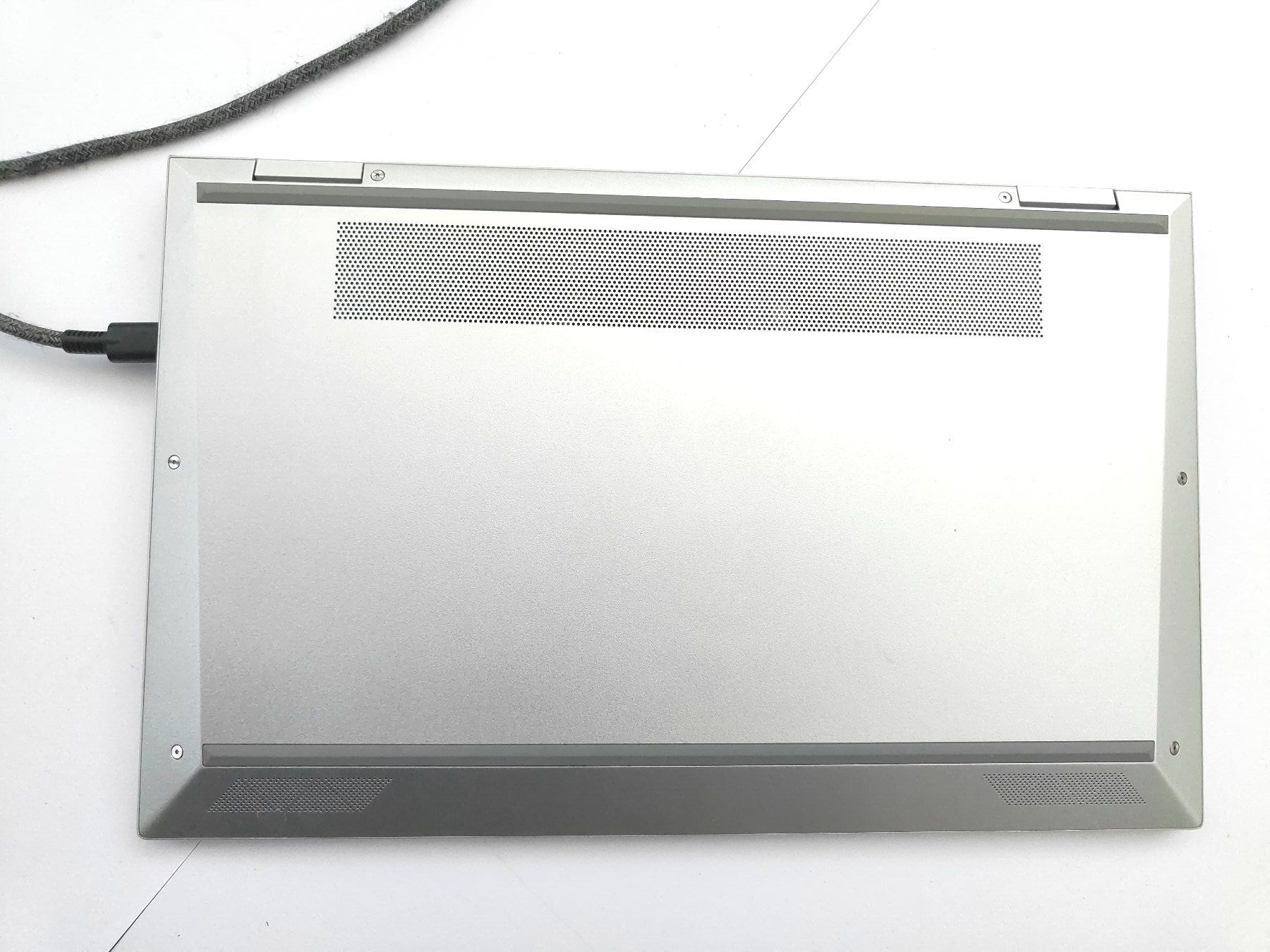 Hewlett Packard Notebook: HP Elitebook x360 1040 G7 Notebook PC – Usato da Zürich venduto da mobilix 2