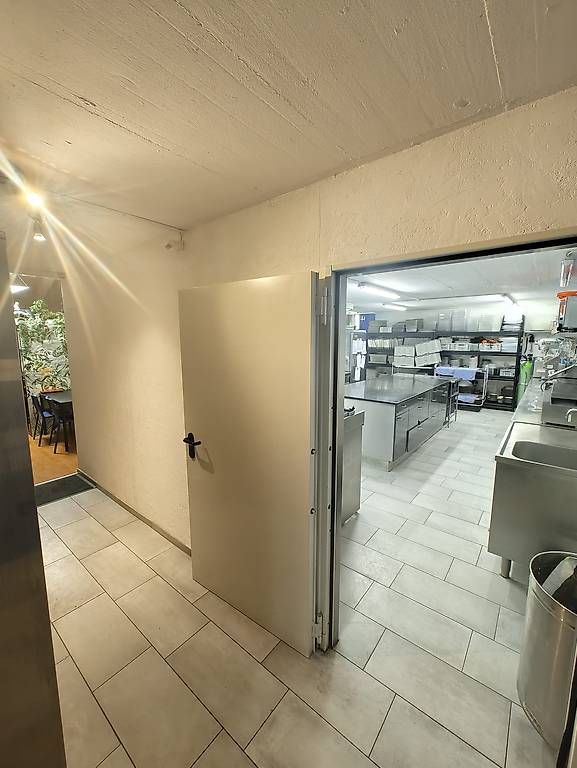 Cucine complete: cuisine pro / laboratoire de production à Echallens – Usato da Buchillon venduto da mbu_2ghn 4