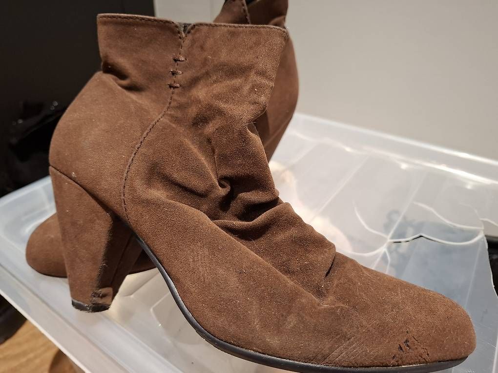 Scarpe da donna: Schuhe 38 – Usato da Dielsdorf venduto da cmo_c6hy