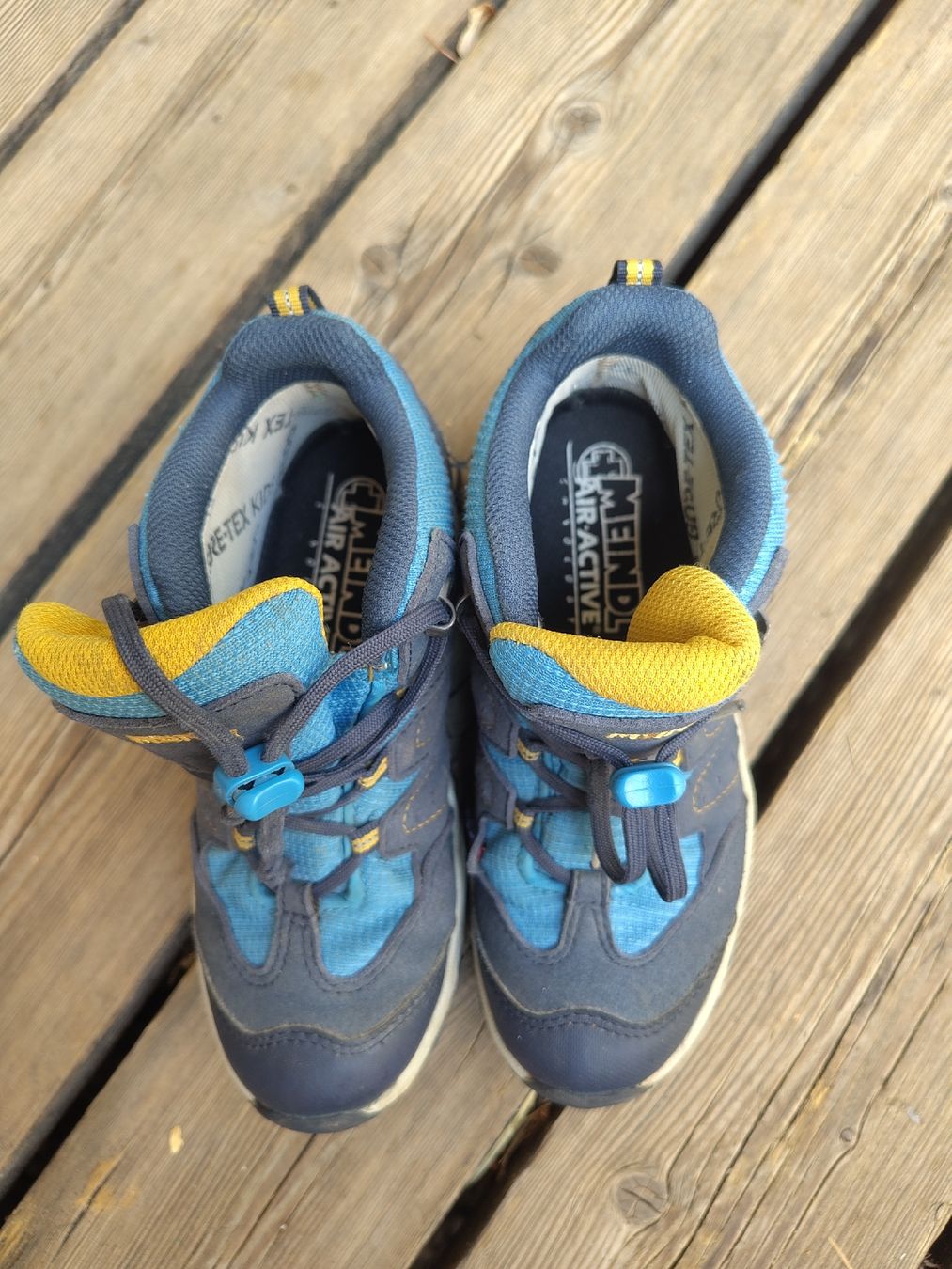 Meindl Scarpe per ragazzi: Meindl Kinder Wanderschuhe Gore-Tex Gr 31 gebraucht – Usato da Wabern venduto da c.trachsel 2