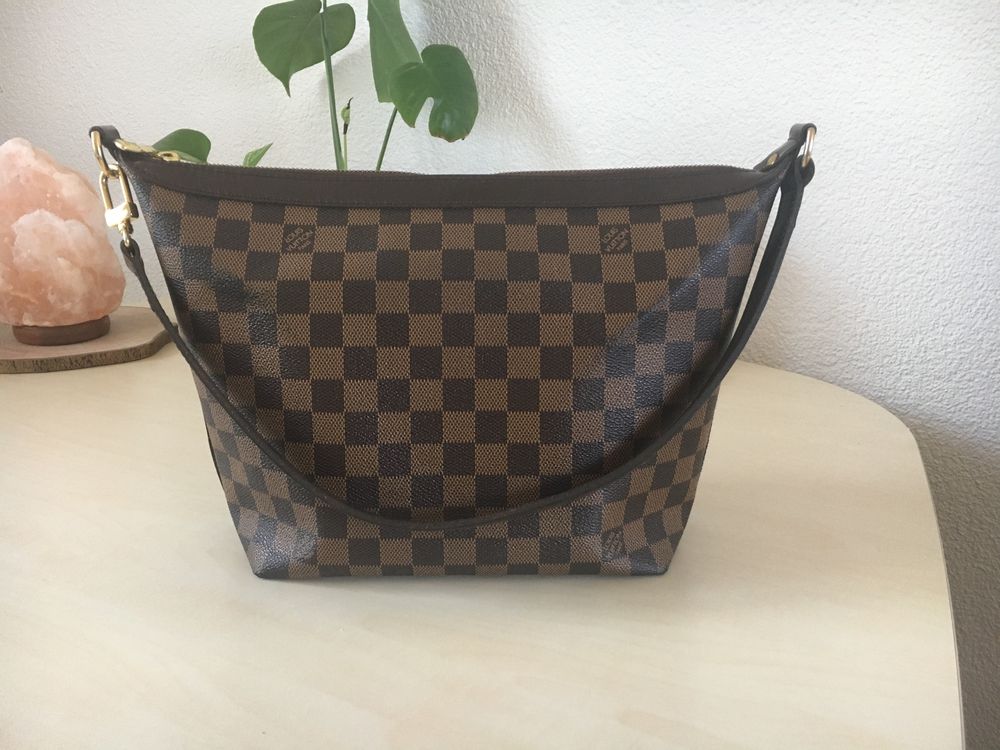 Louis Vuitton Illovo Mm Ebene