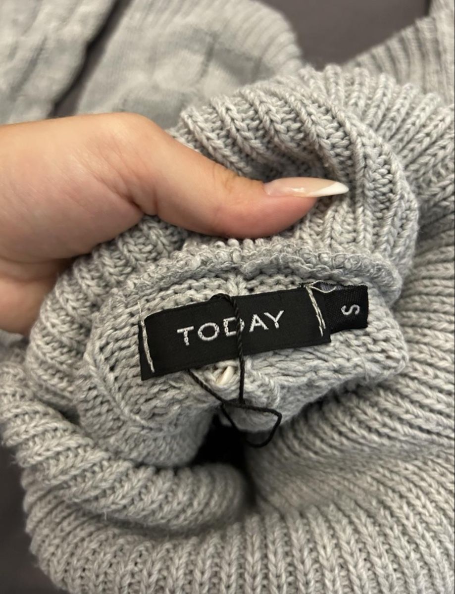 Maglioni & Felpe: Grauer Rollkragenpullover Grösse S – Nuovo (secondo la descrizione) da Uezwil venduto da vanja0101 3