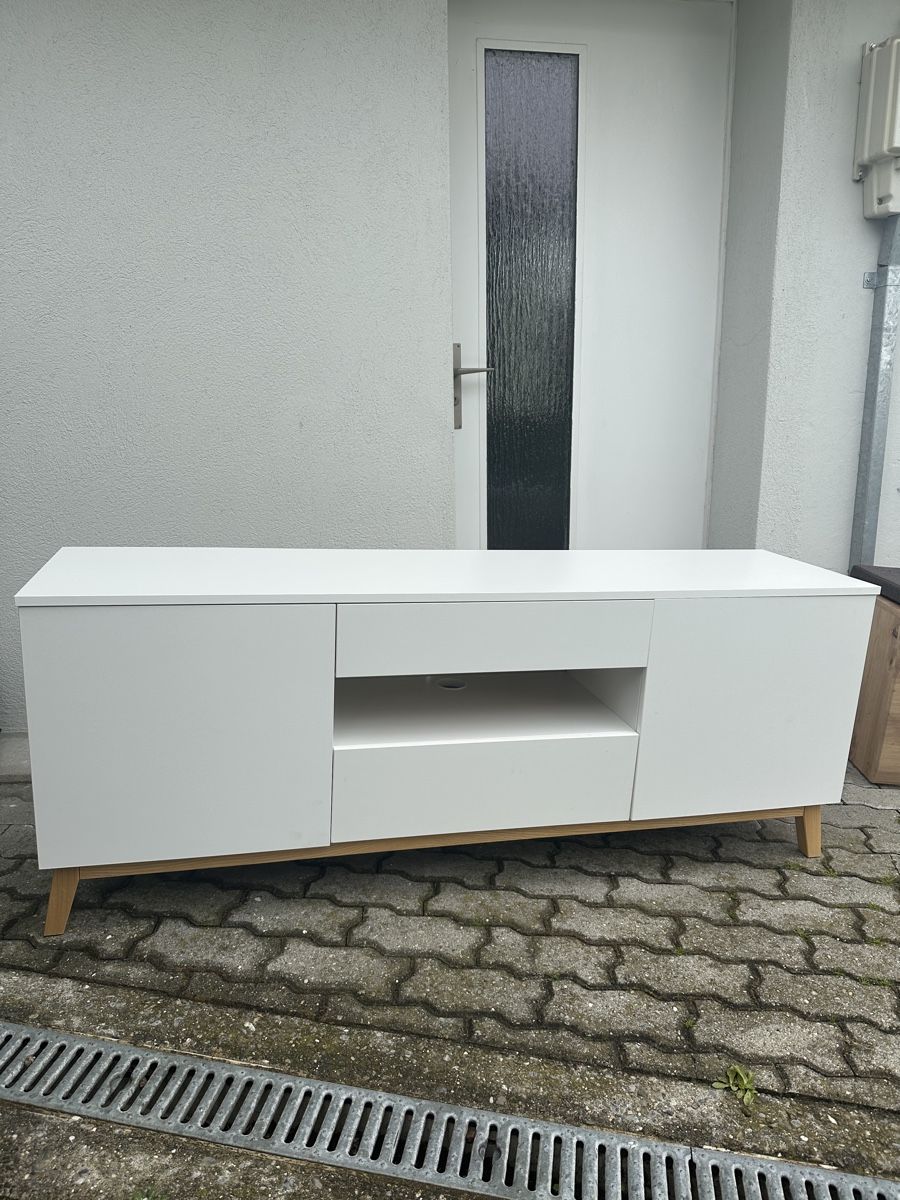 Mobili TV: Fernsehmöbel – Usato da Oberdiessbach venduto da BlackJade01 3
