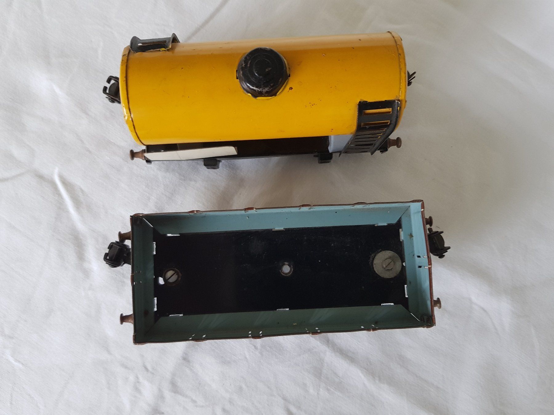 Modelleisenbahnen: 2 Tinplate Wagen – Gebraucht aus Luzern von inca55 3