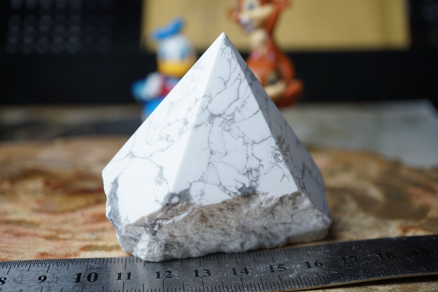 Minerali & Pietre curative: Magnesit   Spitze   6cm x  4cm – Nuovo e nell'imballaggio originale da Eschenbach SG venduto da topstone 2