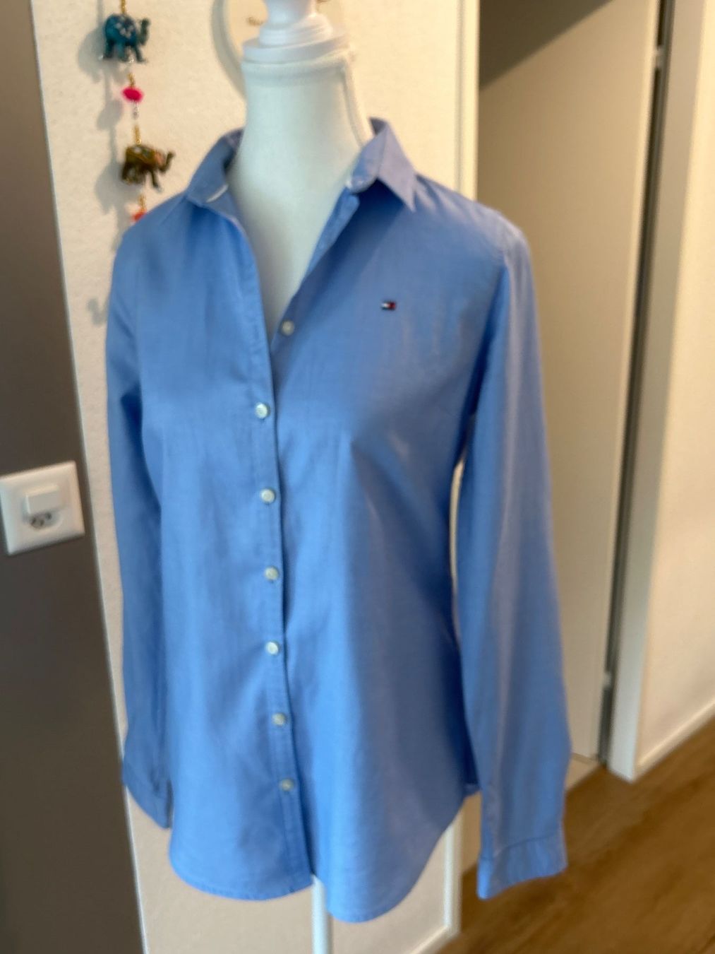 Tommy Hilfiger Camicette: Damen Bluse hellblau von Tommy Hilfiger Grösse 6 – Usato da Brunnen venduto da Nala2929 4