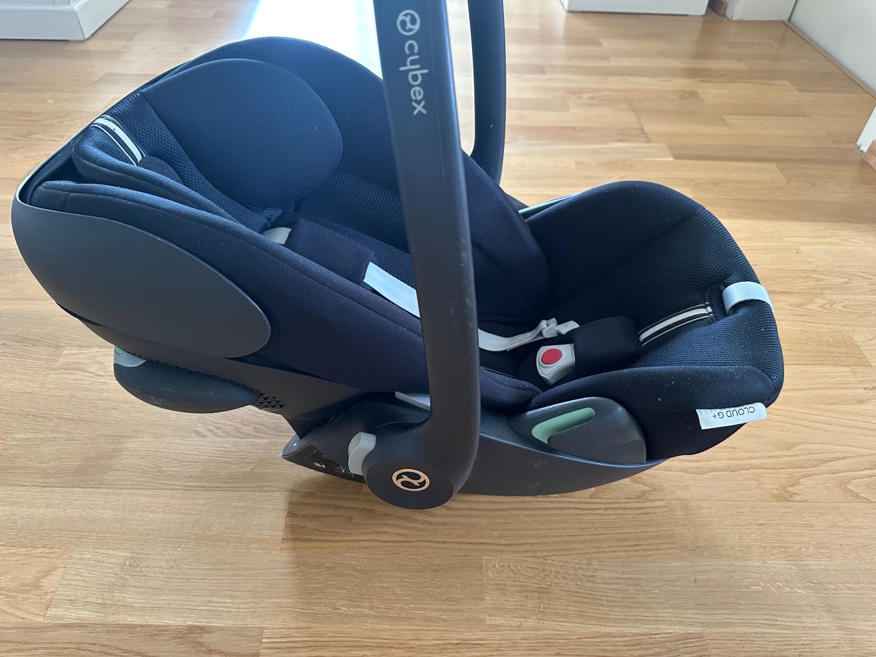 Cybex Seggiolini per auto: Cybex Cloud G Schwarz – Usato da Zürich venduto da Rania68 5