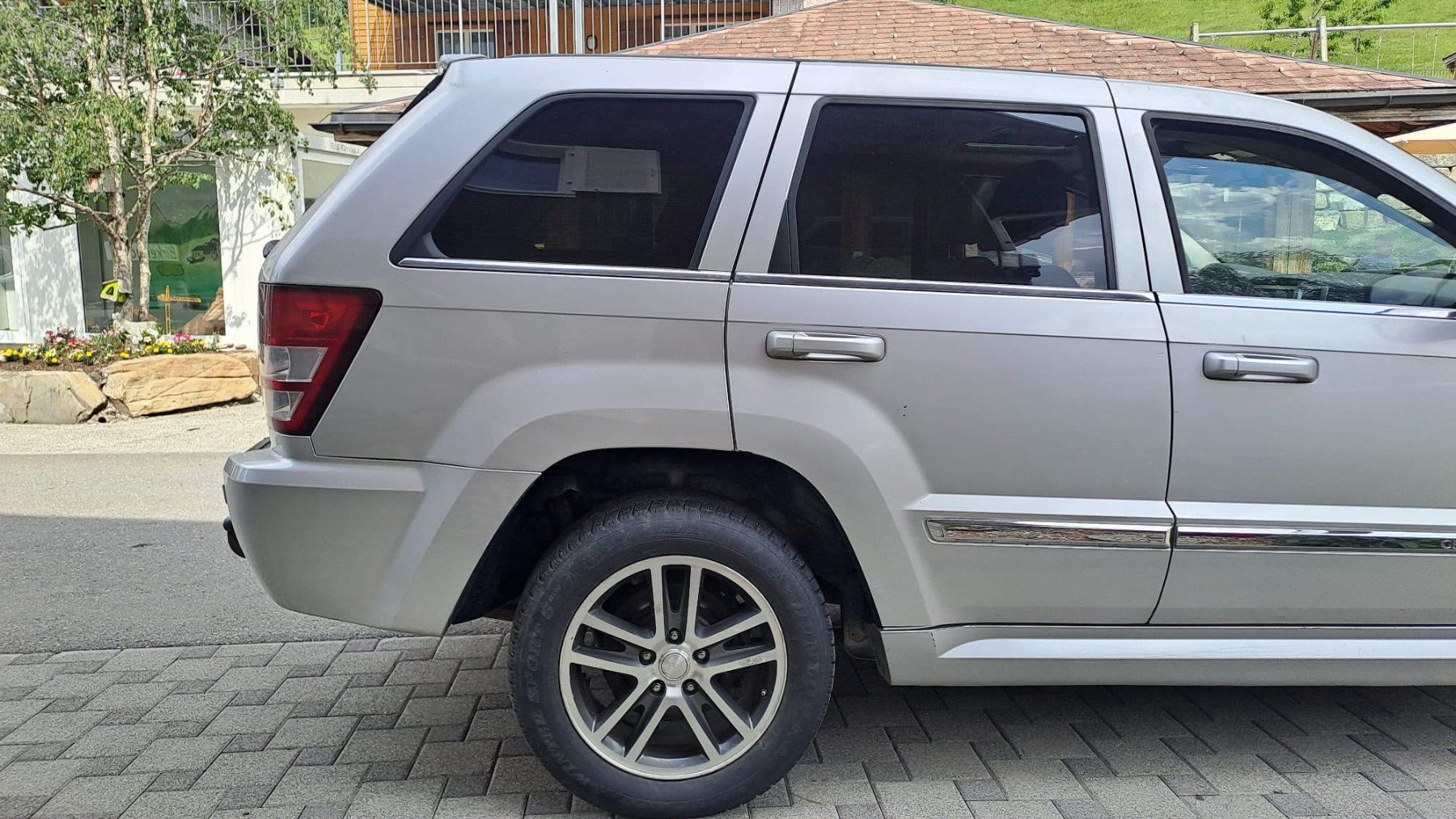 Jeep Autos: Jeep Cherokee – D'occasion à Sörenberg par inf_6vms 2