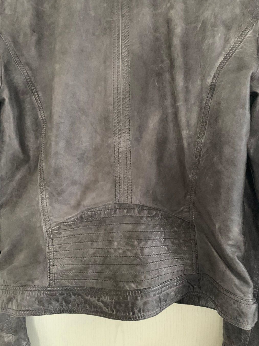 Esprit Jacken: Biker Lederjacke von Esprit Grösse 36 – Gebraucht aus Wilen b. Wil von Huibuh 4