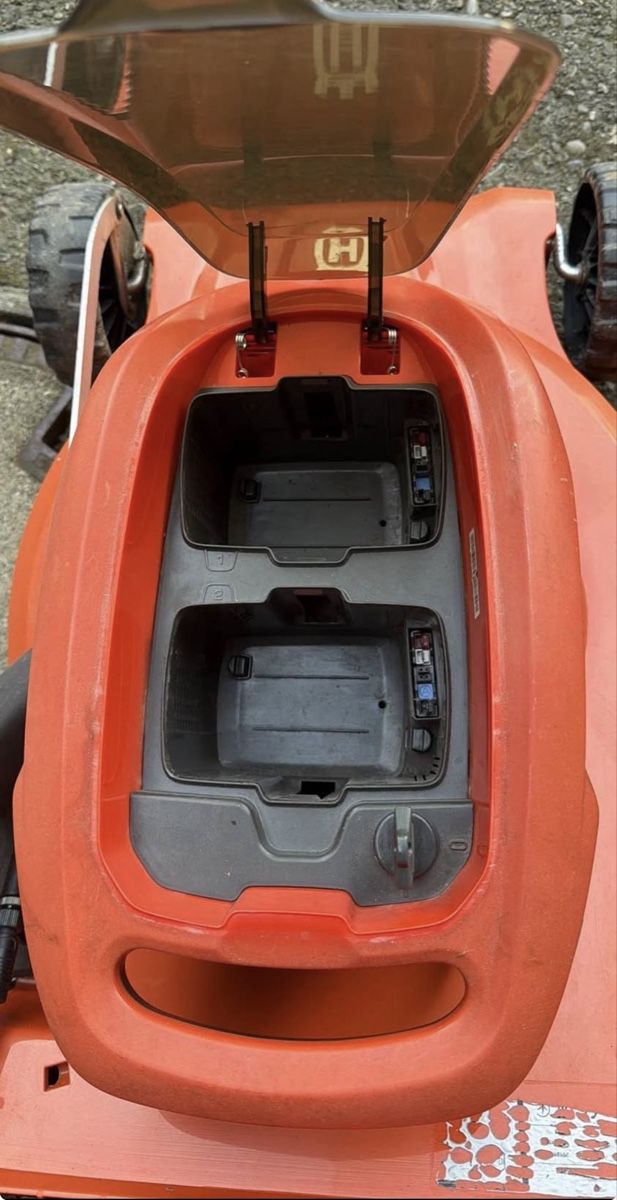 Husqvarna Tagliaerba: Husqvarna Akku-Rasenmäher – Usato da Illnau venduto da Dimi001 2