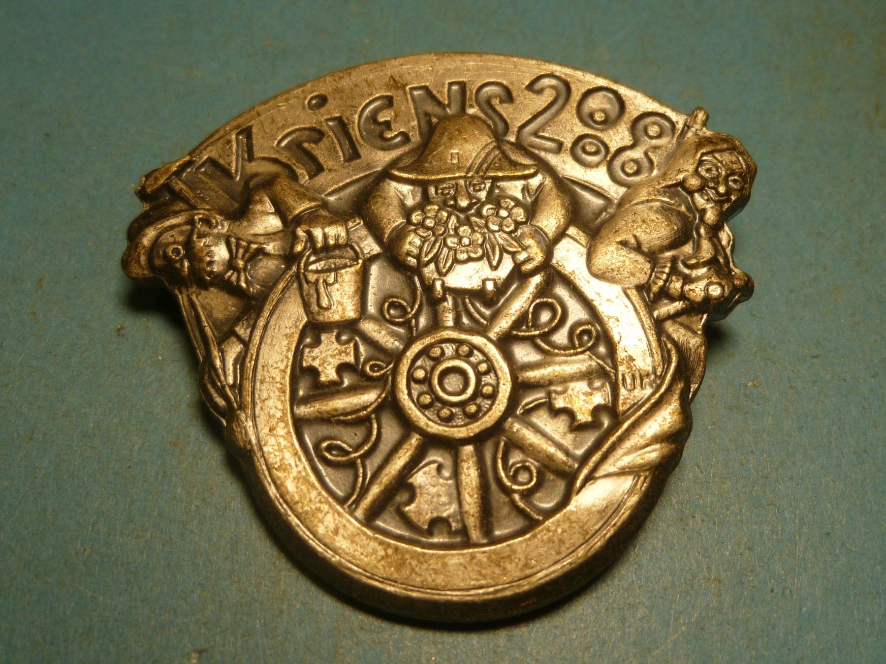 Plaketten & Abzeichen: KRIENS 2008 SILBER – Gebraucht aus Ried (Muotathal) von Mandarin02