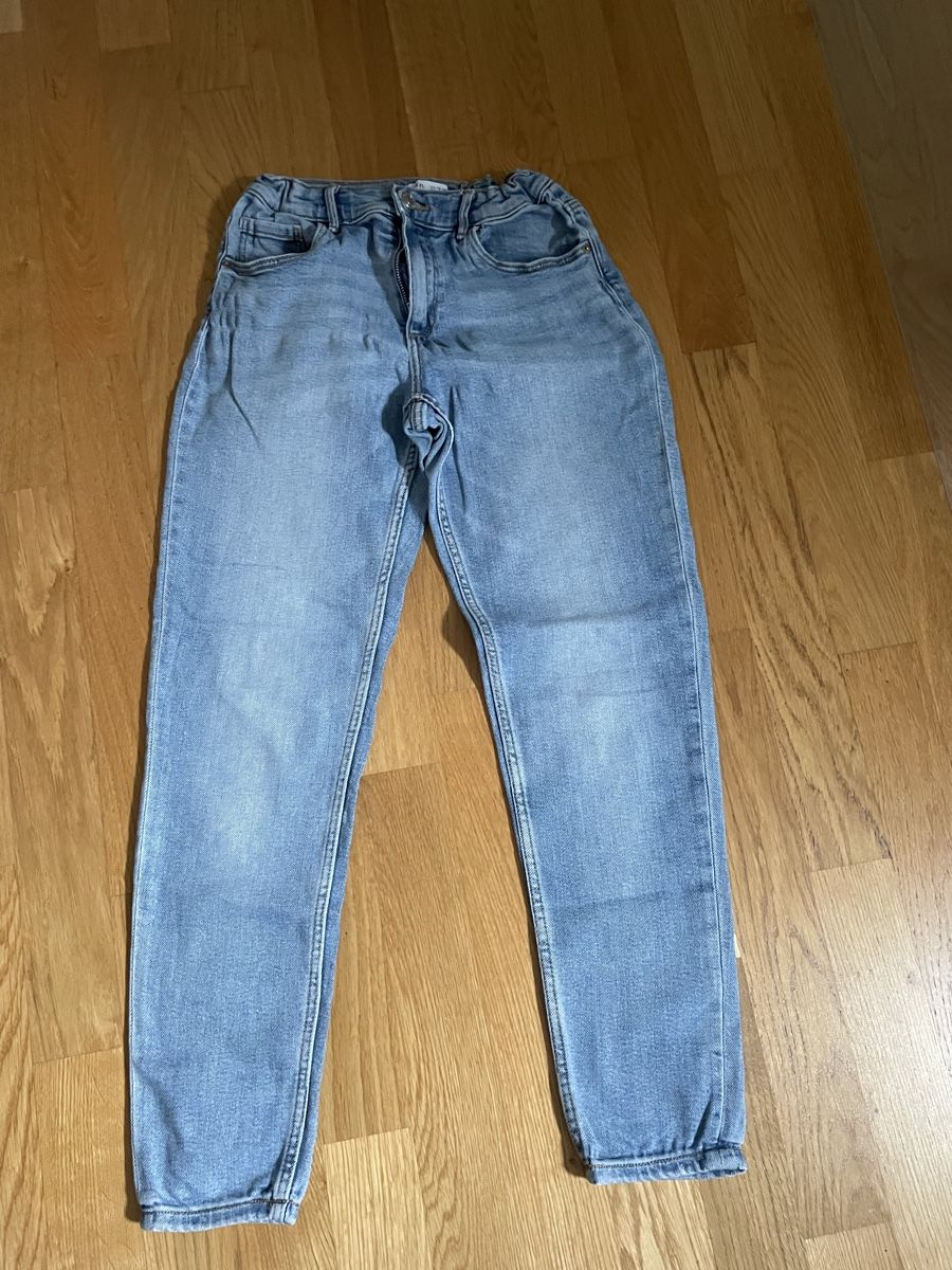 Pantaloni: Jeans – Usato da Balgach venduto da sei_s6d7