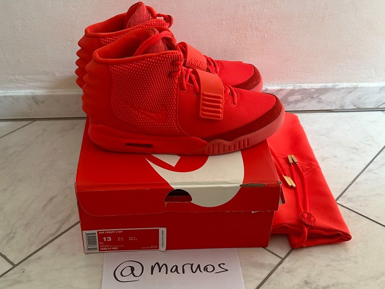 Nike Scarpe da uomo: Nike Air Yeezy 2 SP Red October Authentic Deadstock US 13 – Nuovo (secondo la descrizione) da Zürich venduto da maruos 1