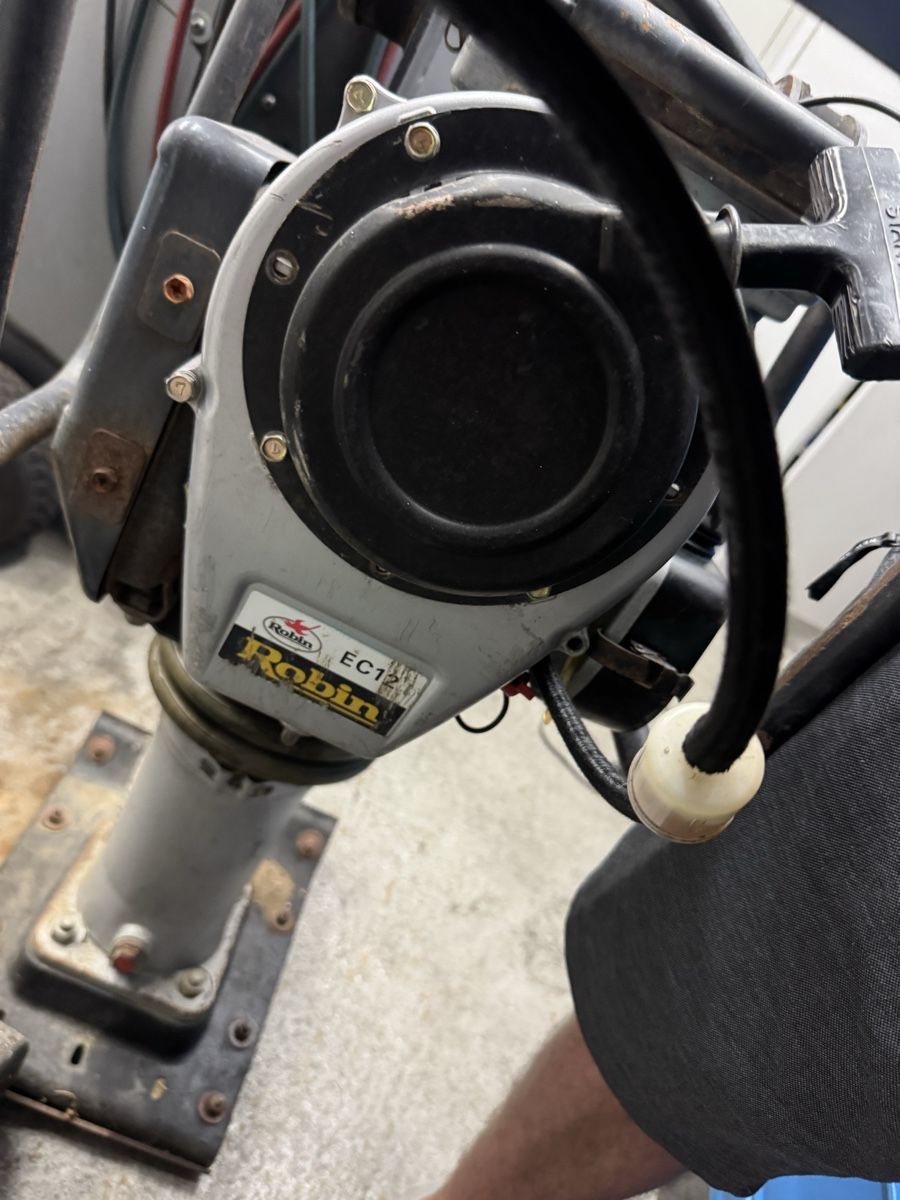 Tutte le macchine: Weber SRX 65 Grabenstampfer Versichter ab 1.-  – Usato da Leuggern venduto da Darwin016 6