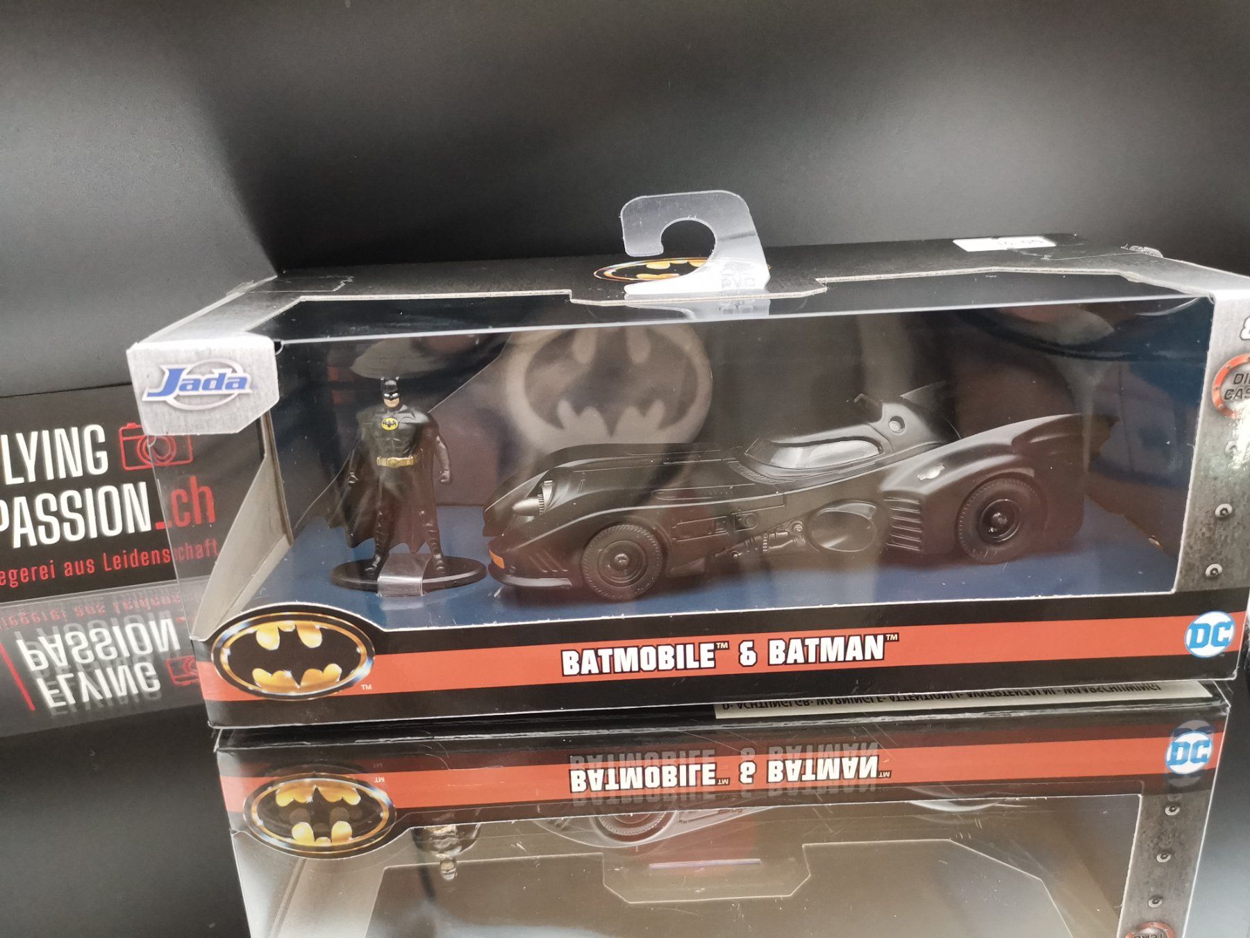 Jada Toys Voitures modèles: Batmobile & Batman - 1/32 - Jada - OVP – Neuf avec emballage d'origine à Zürich par flyingpassion 1
