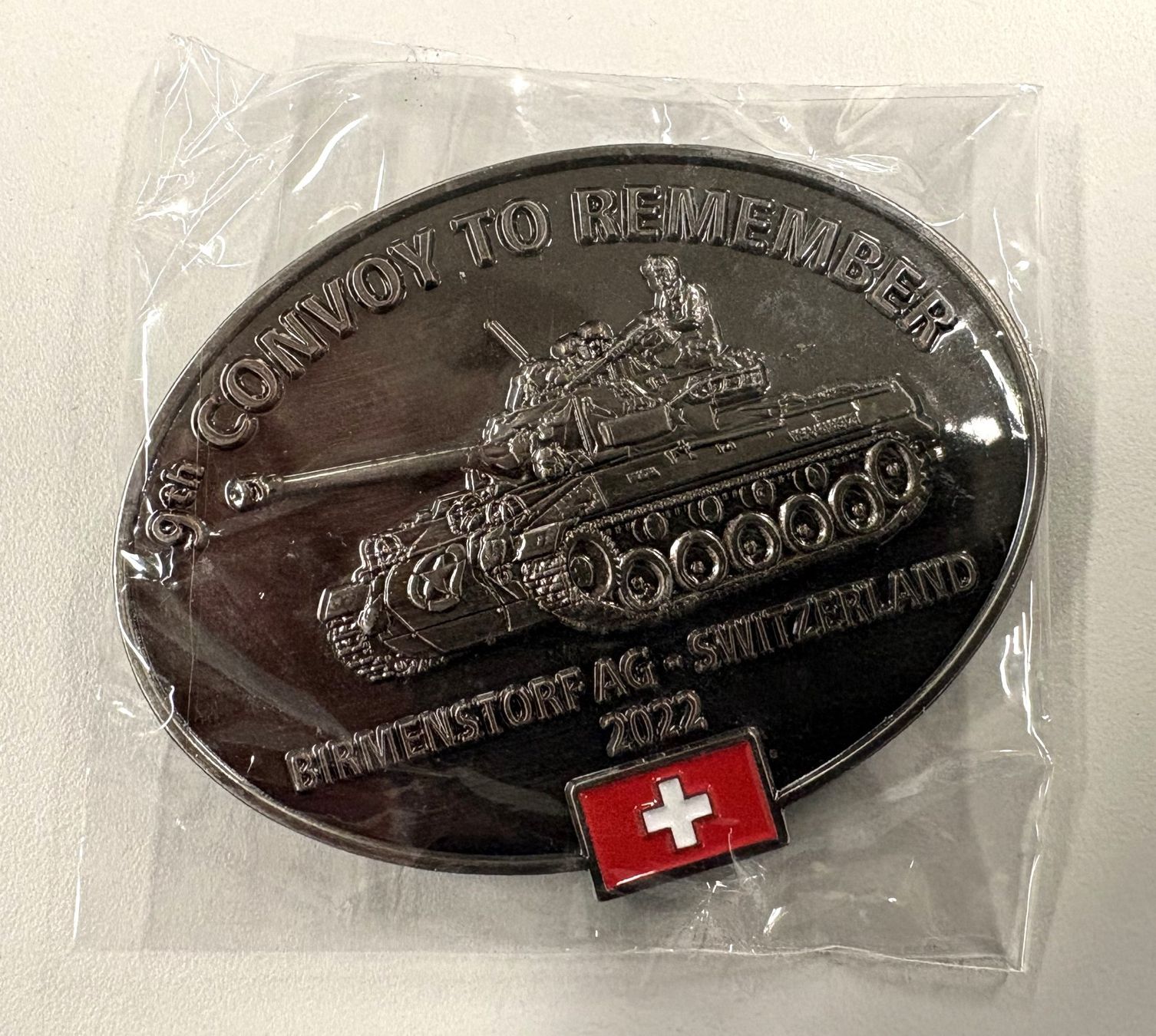 Medaglie: Militär, 9th Convoy to Remember, Abzeichen 2022 – Nuovo e nell'imballaggio originale da Horgen venduto da Juhob 2