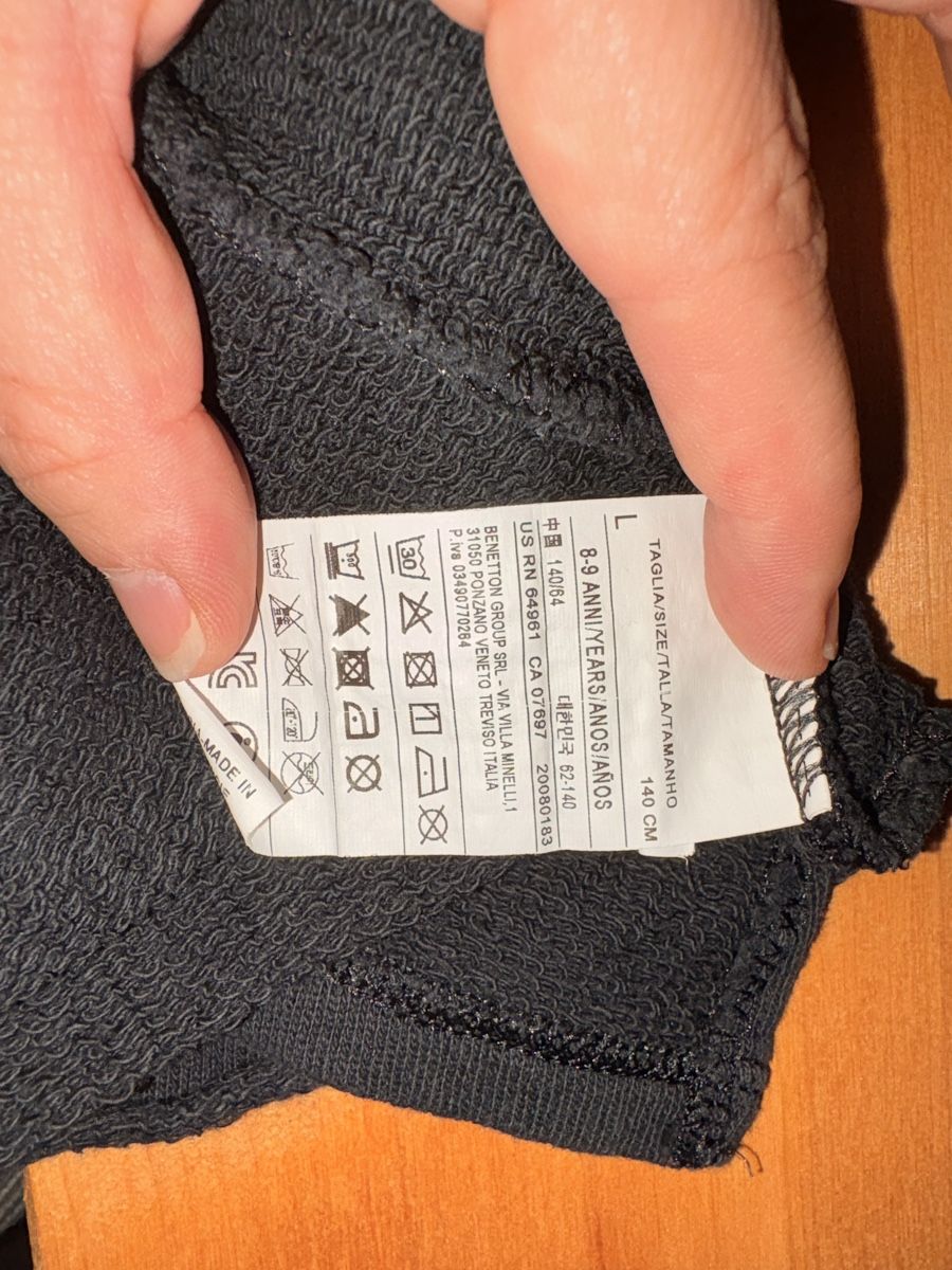 Pullover & Sweatshirts: Felpa con cappuccio Sisley  – Gebraucht aus S. Antonino von FedeKikka88 4