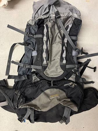 Deuter Air Contact Pro 60 + 15