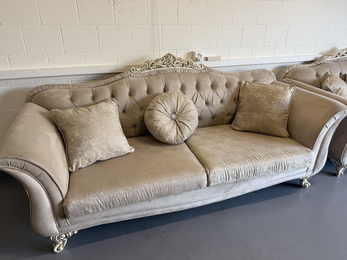 Sofas: Vintage Sofa-Set / 2 Sofas in Beige-Creme – Gebraucht aus Wangen b. Olten von aty_cl6x 2