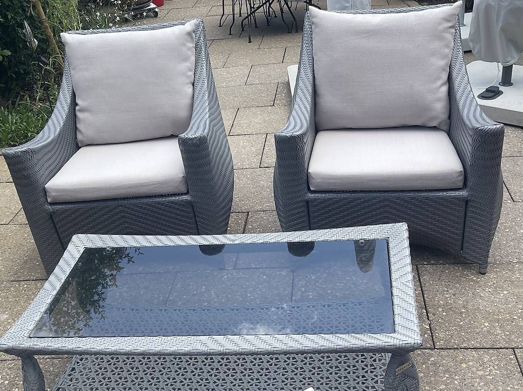 Divani: Gartenlounge Denova mit Clubtisch – Usato da Zeiningen venduto da UrsulaW66 3