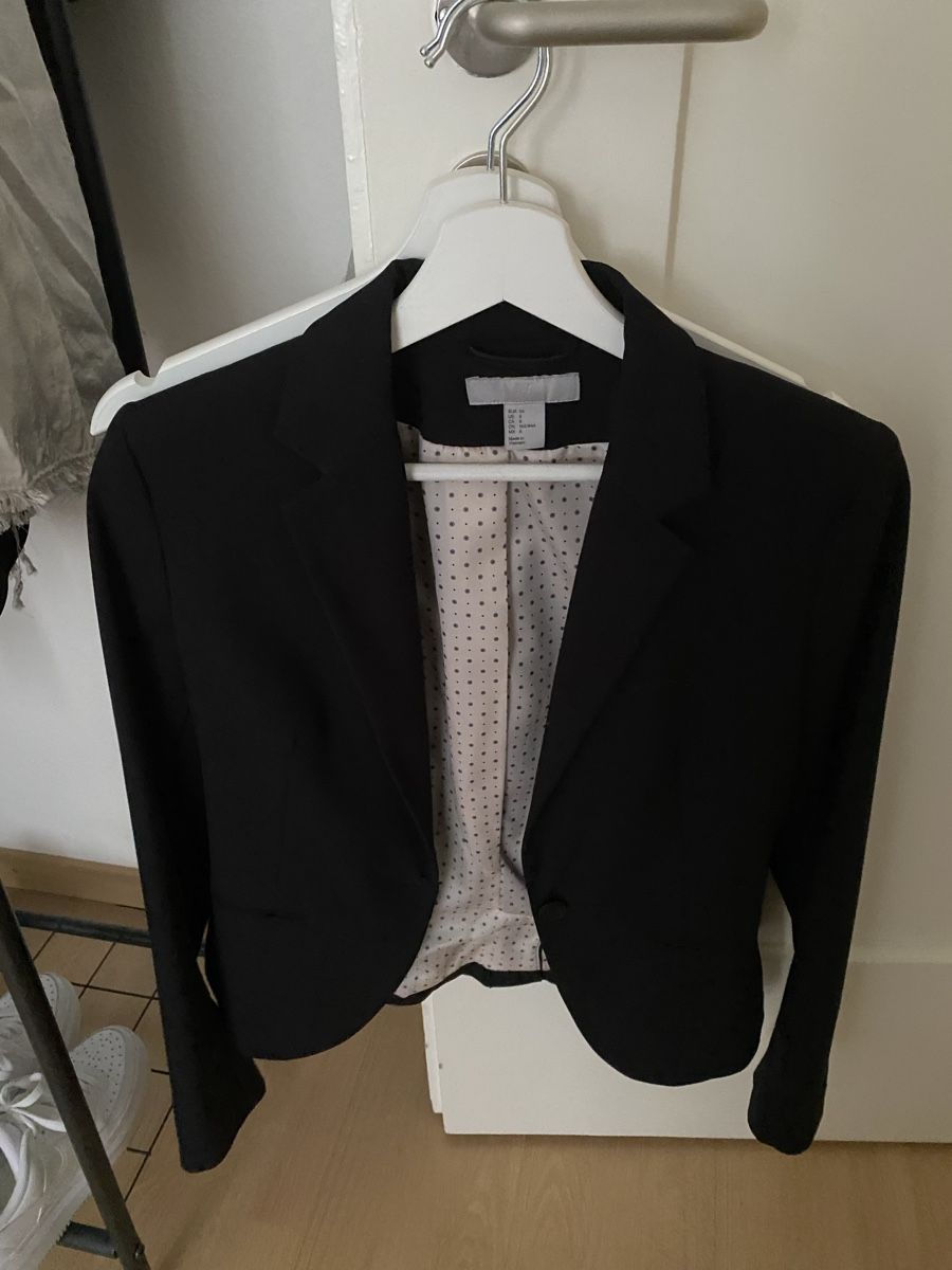 H&M Anzüge & Kostüme: Damen Blazer H&M schwarz – Gebraucht aus Zürich von yae56 2