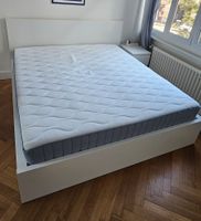 Lit Ikea MALM 180x200 comme neuf avec 4 rang. et 2 sommiers