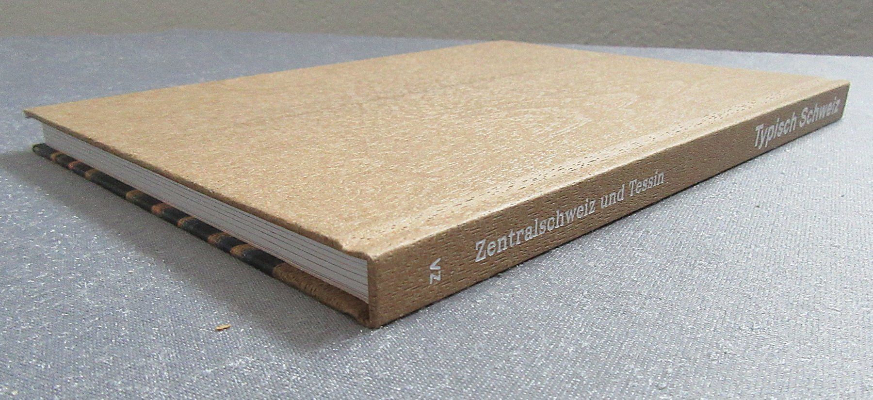 Libri: Typisch Schweiz - Lebendige Tradition – Usato da Auenstein venduto da Padabimbim 9