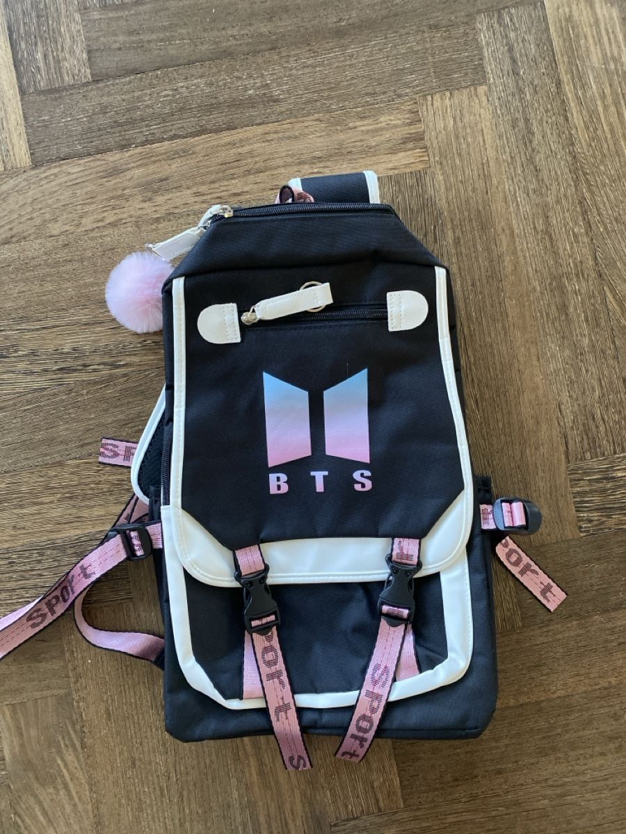 Zaini: KPop / BTS school bag – Nuovo (secondo la descrizione) da Ipsach venduto da Leeloolynn