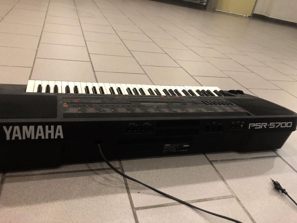 Psr 5700 store yamaha keyboard