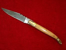 Laguiole Taschenmesser Damaststahl, Olivenholz, Lederetui